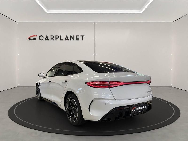 Neu BYD Seal Design 230 kW (313 PS) 2025 Weiss Limousine