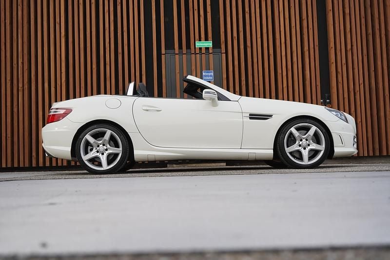 Gebraucht Mercedes SLK200 AMG 184 PS (135 kW) 2013 Cabrio