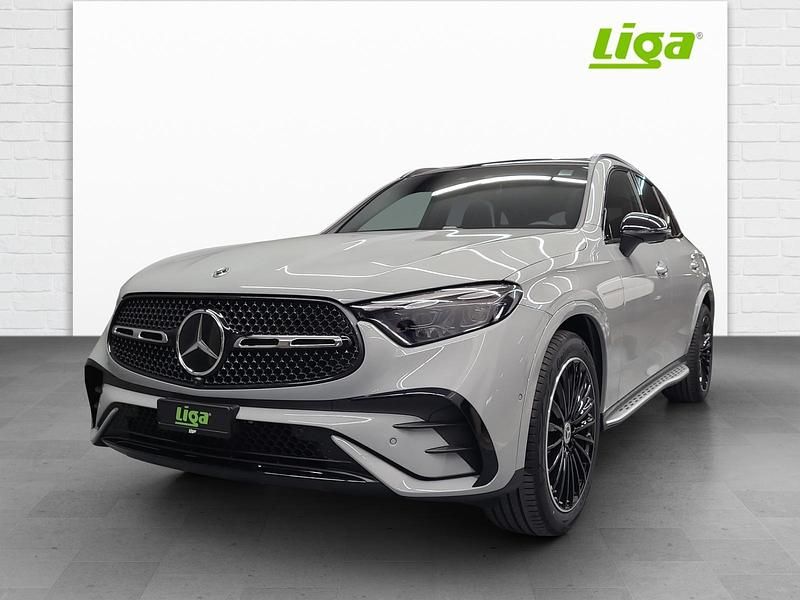 Neu Mercedes GLC220 AMG line 220 PS (161 kW) 2026 SUV