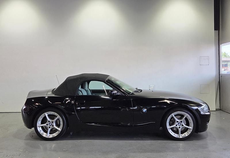 Gebraucht BMW Z4 231 PS (169 kW) 2004 Schwarz Cabrio