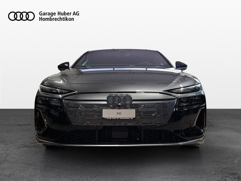 Neu Audi e-tron Ambiente 369 kW (502 PS) 2026 Grau SUV