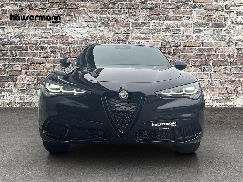 Neu Alfa Romeo Stelvio Veloce 280 PS (205 kW) 2025 Schwarz SUV