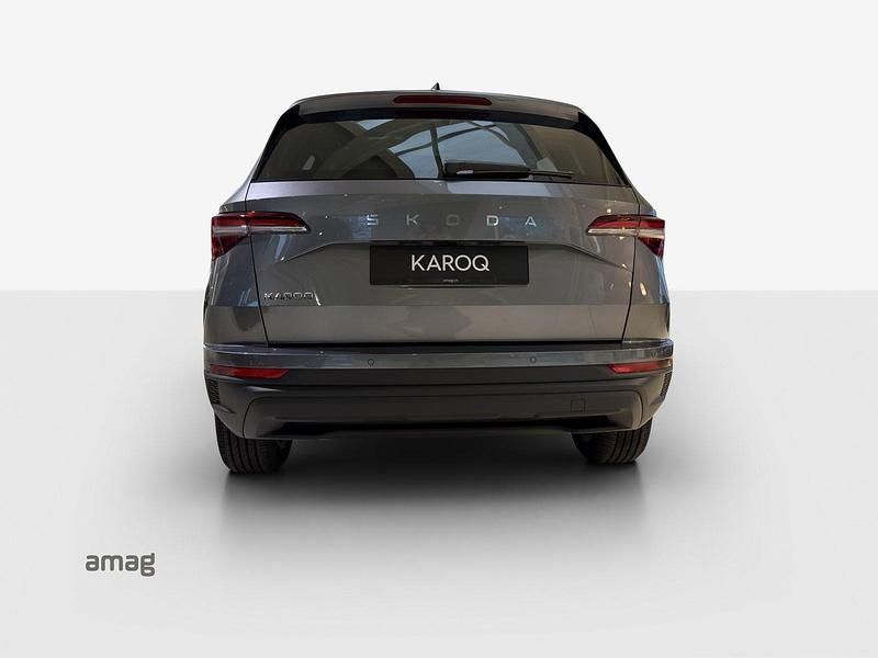 Neu Skoda Karoq Dynamic 150 PS (110 kW) 2025 Graphite grau, metallic SUV