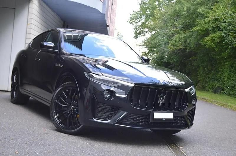 Schwarz Gebraucht 2025 Maserati Levante SUV | CHF 48’750 - Bild 1/4