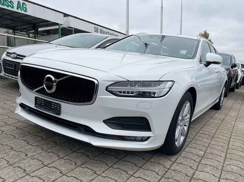 Gebraucht 2018 Volvo V90 Momentum Kombi | CHF 14’700 - Bild 1/4