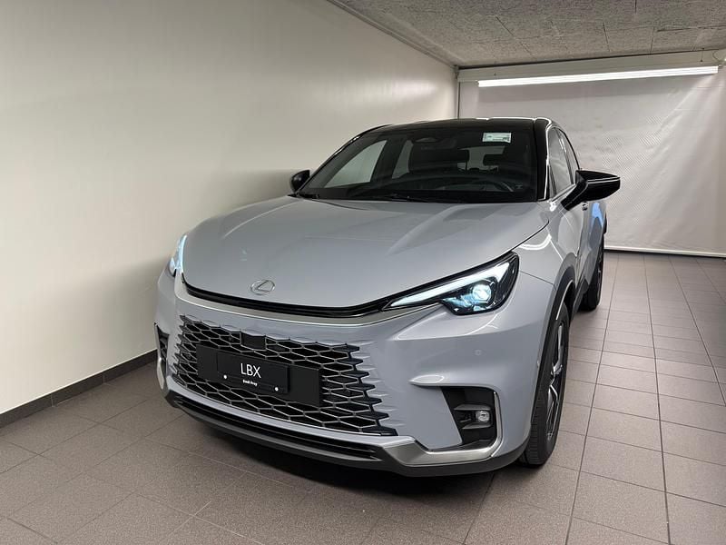 Grau Neu 2025 Lexus LBX SUV | CHF 53’290 - Bild 1/4