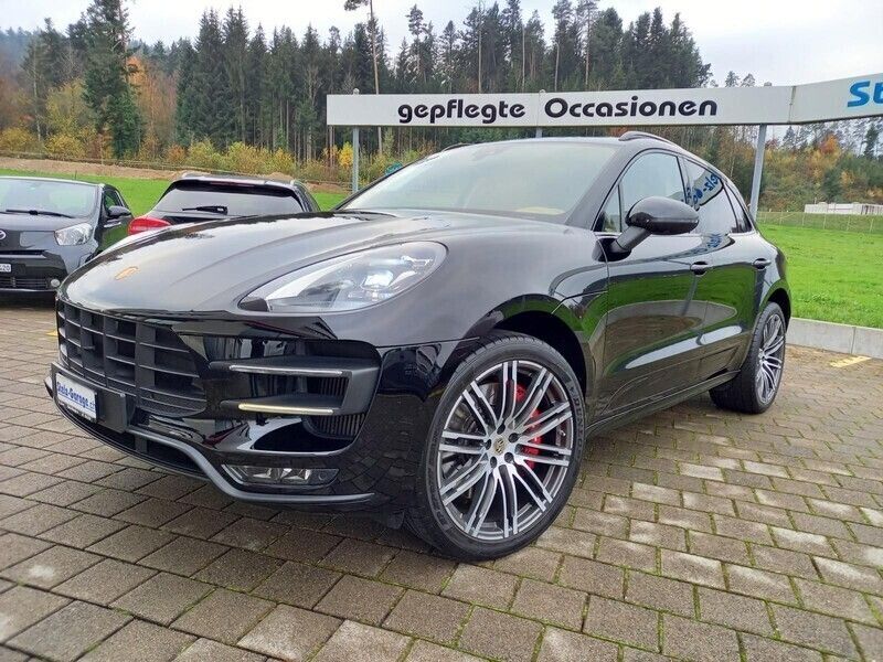 Schwarz Gebraucht 2017 Porsche Macan Turbo Performance Package SUV | CHF 35’800 (Fairer Preis) - Bild 1/4