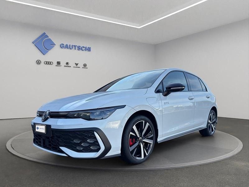Weiss Neu 2025 VW Golf GTE Limousine | CHF 48’890 - Bild 1/4