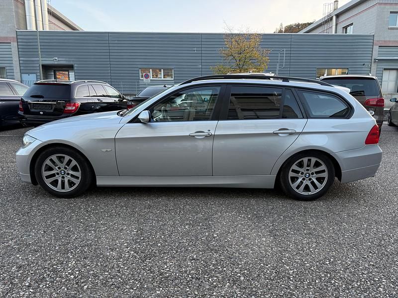 Gebraucht BMW 320 150 PS (110 kW) 2007 Kombi