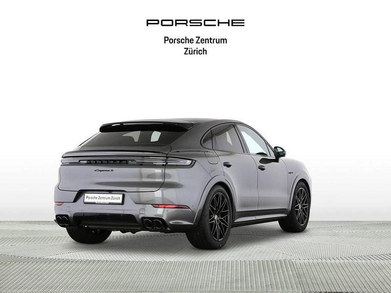 Gebraucht Porsche Cayenne S E-Hybrid 519 PS (381 kW) 2025 SUV