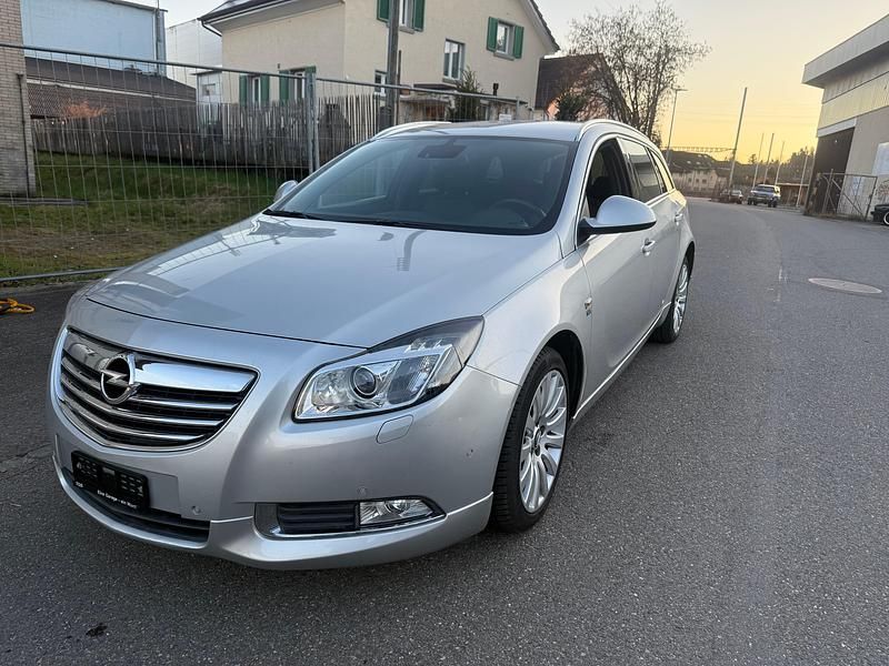 Gebraucht Opel Insignia Sport 160 PS (117 kW) 2012 Kombi
