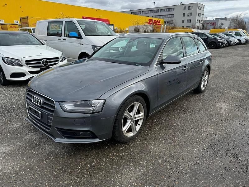 Gebraucht Audi A4 150 PS (110 kW) 2013 Kombi