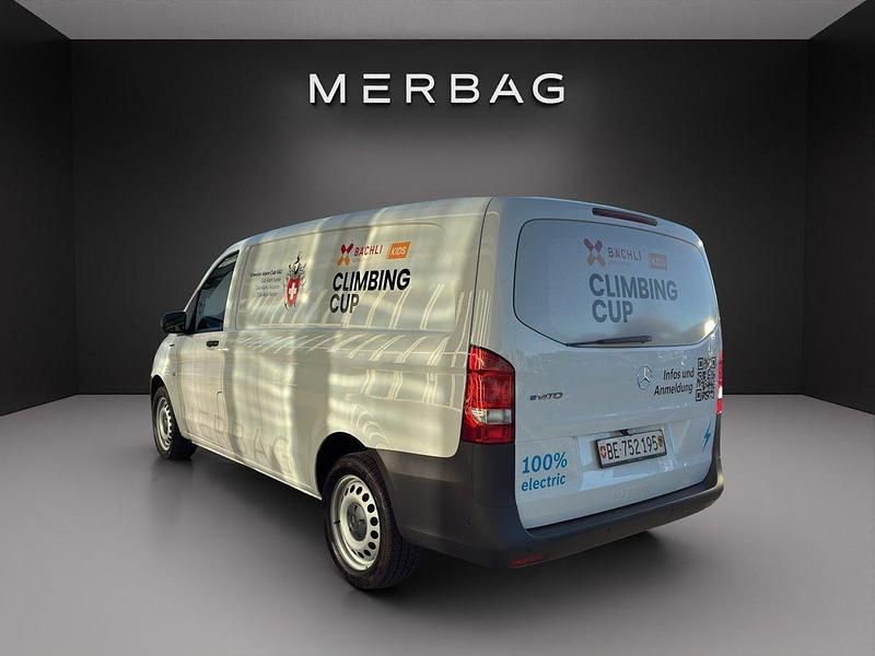 Gebraucht Mercedes e-Vito 85 kW (116 PS) 2023 Van / Kleinbus