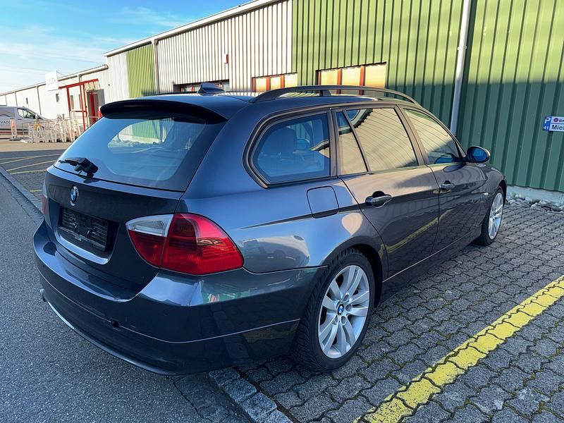 Gebraucht BMW 320 163 PS (119 kW) 2006 Kombi