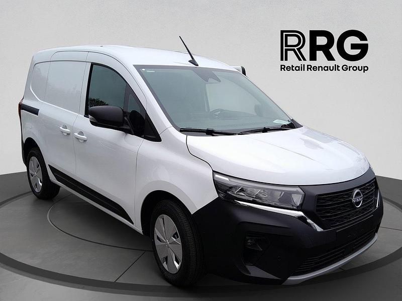 Neu Nissan Townstar 130 PS (95 kW) 2025 Van