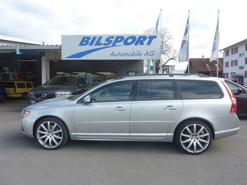 Gebraucht 2007 Volvo V70 Momentum Kombi | CHF 9’200 - Bild 1/4