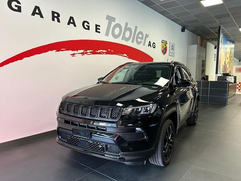Neu Jeep Compass North 130 PS (95 kW) 2025 Schwarz SUV
