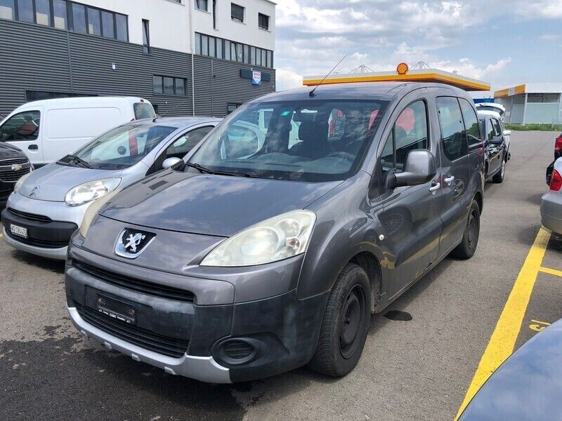 Gebraucht Peugeot Partner 90 PS (66 kW) 2010 Van / Kleinbus