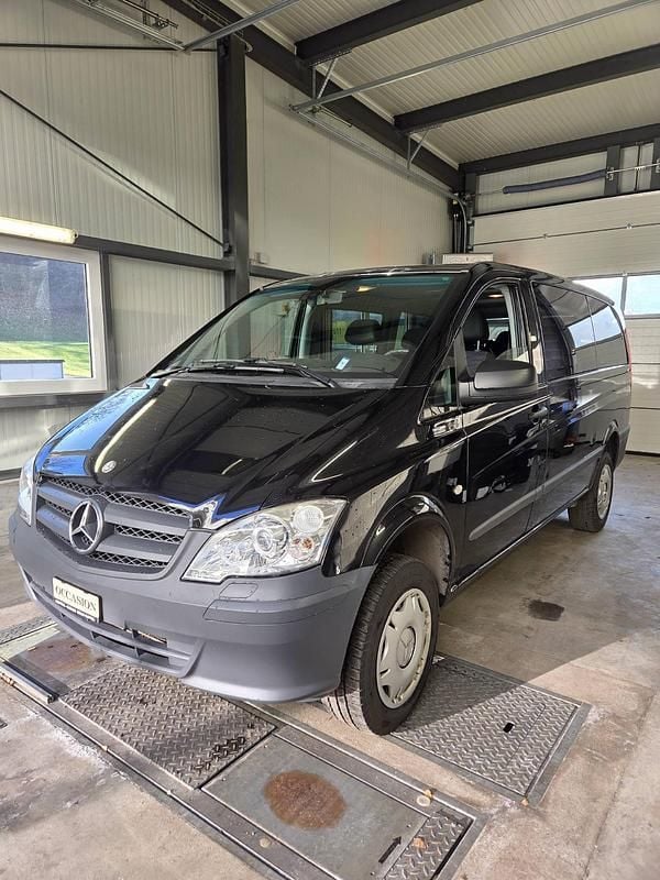 Gebraucht Mercedes Vito 163 PS (119 kW) 2011 Schwarz Van