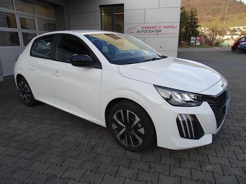 Gebraucht Peugeot 208 Active 100 PS (73 kW) 2024 Kleinwagen