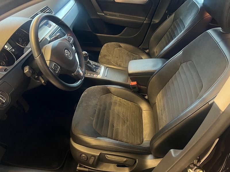 Gebraucht VW Passat Highline 160 PS (117 kW) 2014