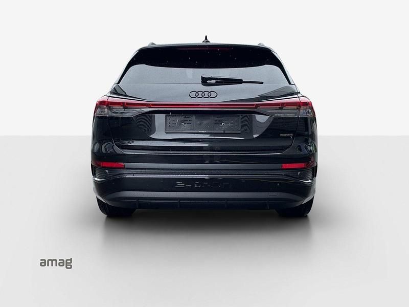 Gebraucht Audi Q4 e-tron Ambiente 210 kW (286 PS) 2025 Mythosschwarz metallic SUV