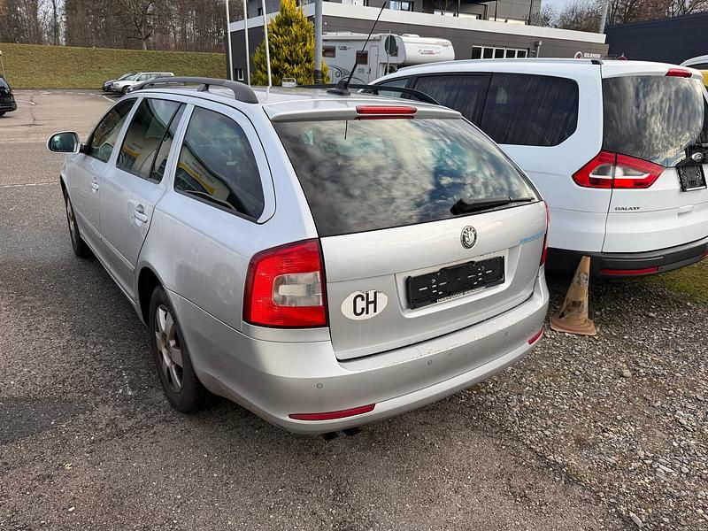 Gebraucht Skoda Octavia Adventure 140 PS (102 kW) 2009 Kombi