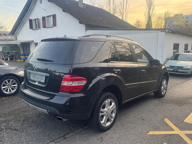 Gebraucht Mercedes ML280 190 PS (139 kW) 2007 SUV