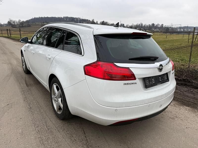 Gebraucht Opel Insignia Edition 160 PS (117 kW) 2011 Kombi