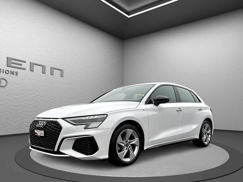 Gebraucht Audi A3 Attraction 150 PS (110 kW) 2025 Weiss