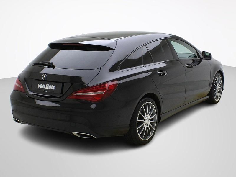 Gebraucht Mercedes CLA200 Shooting Brake Night 156 PS (114 kW) 2016 Schwarz Kombi