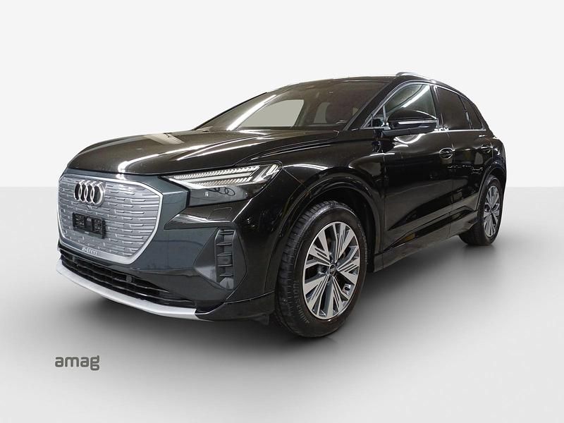Mythosschwarz metallic Gebraucht 2021 Audi Q4 e-tron Basis SUV | CHF 28’760 - Bild 1/4