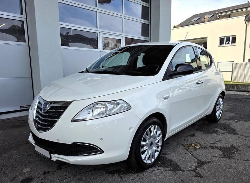 Gebraucht Lancia Ypsilon Gold 85 PS (62 kW) 2012 Kleinwagen