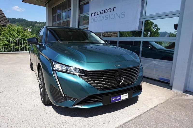 Blau Gebraucht 2024 Peugeot 308 SW Allure Kombi | CHF 22’900 (Fairer Preis) - Bild 1/4