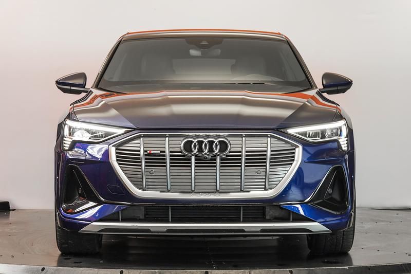 Gebraucht Audi e-tron S-Line 300 kW (408 PS) 2020 SUV