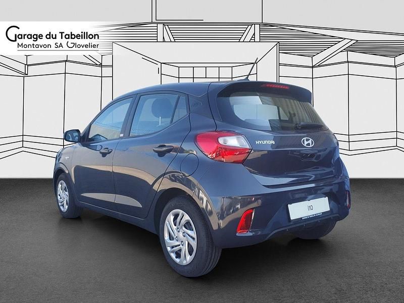 Neu Hyundai i10 63 PS (46 kW) 2025 Grau Kleinwagen