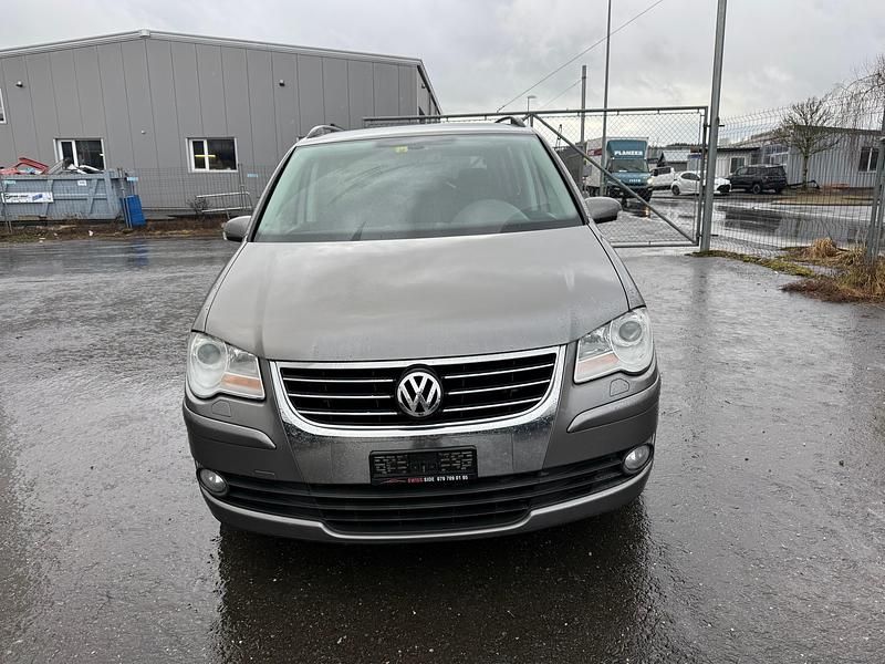 Gebraucht VW Touran Trendline 140 PS (102 kW) 2008 Van / Kleinbus