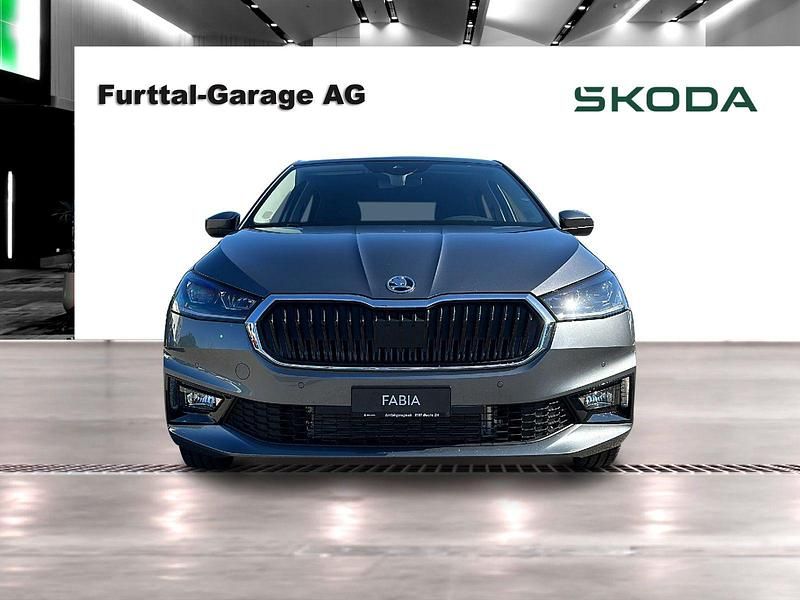 Neu Skoda Fabia Selection 116 PS (85 kW) 2025 Grau Limousine