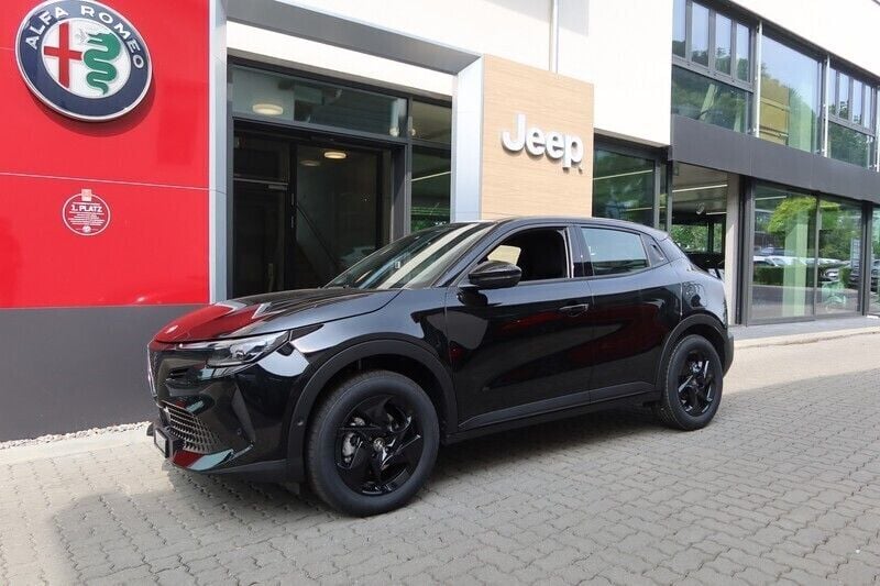 Neu Alfa Romeo Junior 136 PS (100 kW) 2025 SUV