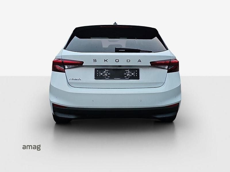 Gebraucht Skoda Fabia Selection 150 PS (110 kW) 2024 Moon weiss metallic Kleinwagen