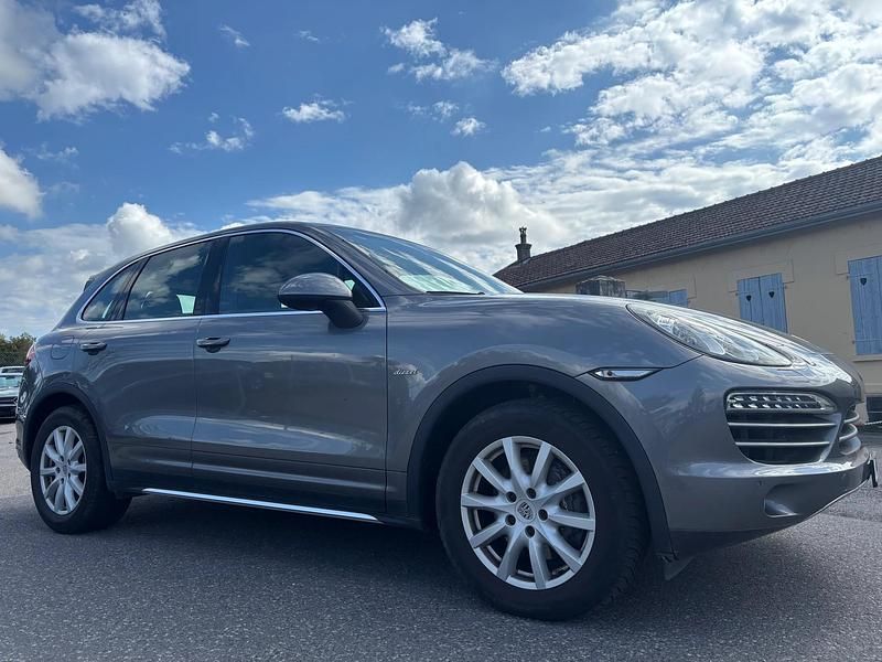 Gebraucht Porsche Cayenne 240 PS (176 kW) 2011 SUV