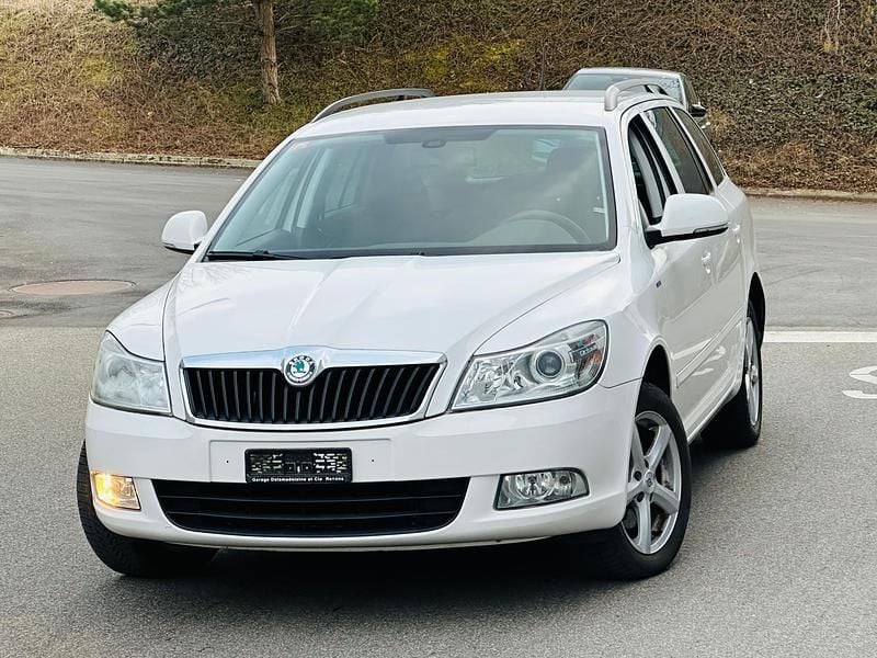 Gebraucht Skoda Octavia 160 PS (117 kW) 2013 Kombi