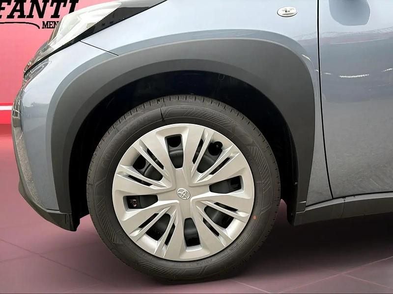 Neu Toyota Aygo X Comfort 72 PS (52 kW) 2025 Gray SUV