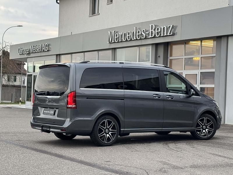 Gebraucht Mercedes V300 239 PS (175 kW) 2021 Van / Kleinbus