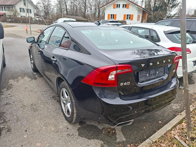 Gebraucht Volvo S60 Momentum 181 PS (133 kW) 2015 Limousine