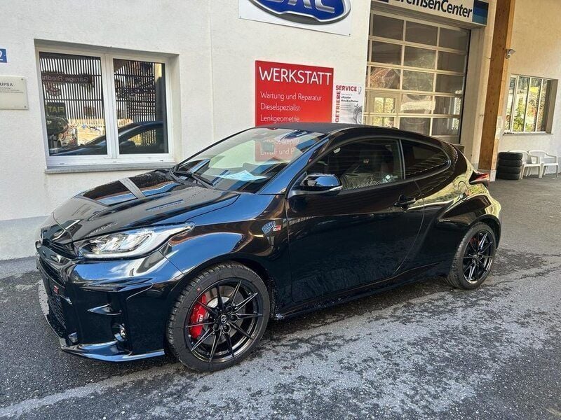 Gebraucht 2024 Toyota Yaris Sport Kleinwagen | CHF 42’000 (Etwas zu teuer) - Bild 1/4