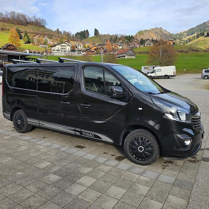 Gebraucht Opel Vivaro 145 PS (106 kW) 2017 Van / Kleinbus