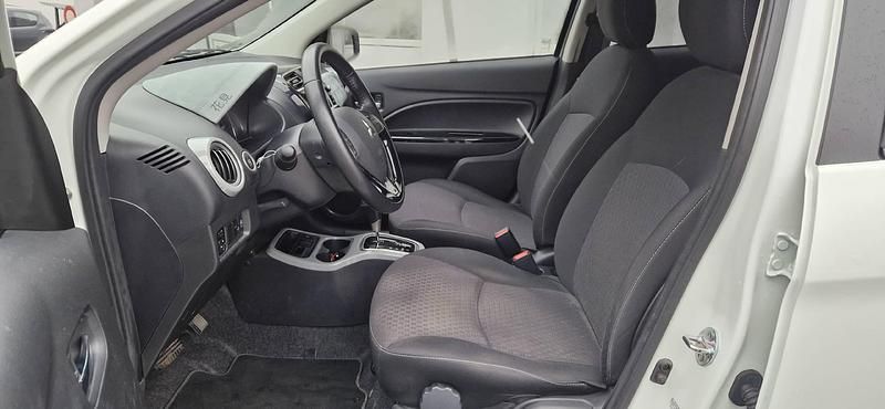 Gebraucht Mitsubishi Space Star 80 PS (58 kW) 2019 Weiss Limousine