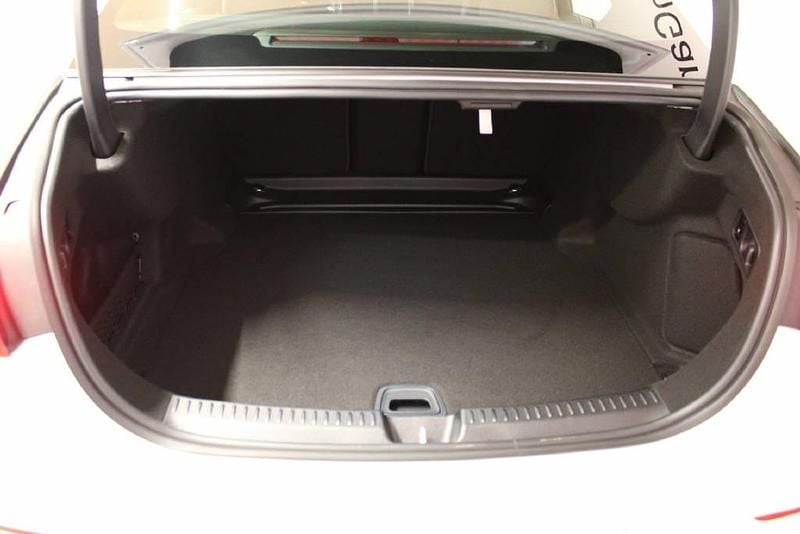 Gebraucht Mercedes E450 AMG line 367 PS (269 kW) 2024