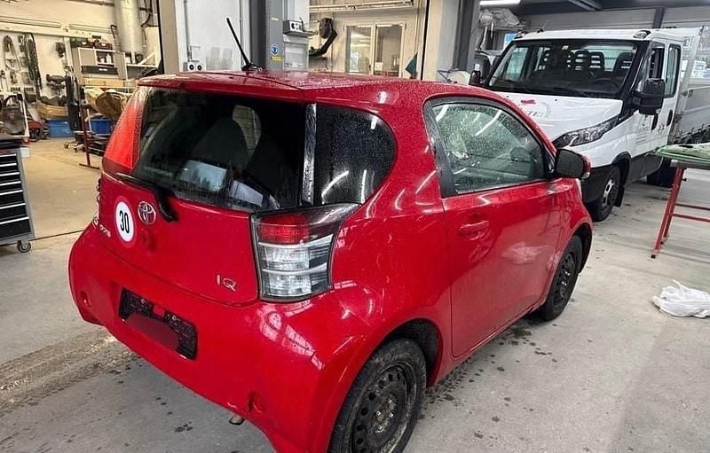 Gebraucht Toyota iQ Luna 68 PS (50 kW) 2012 Kleinwagen